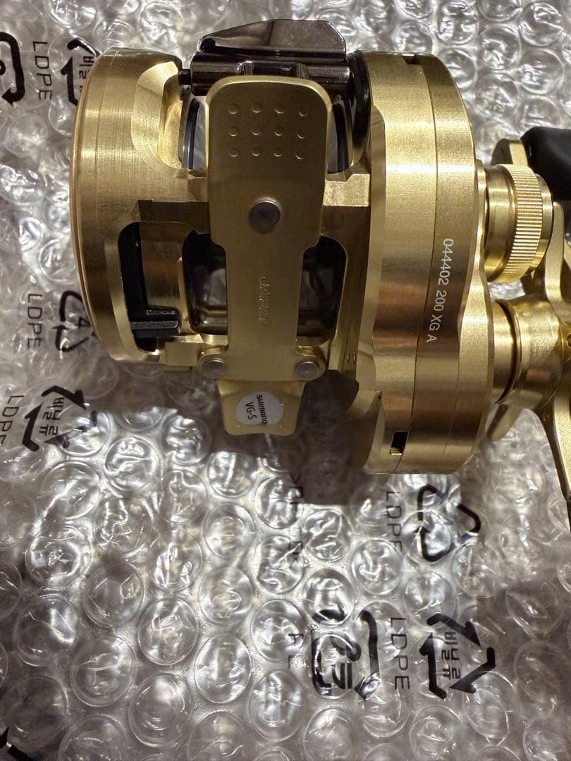 シマノ　カルカッタコンクエスト200XG