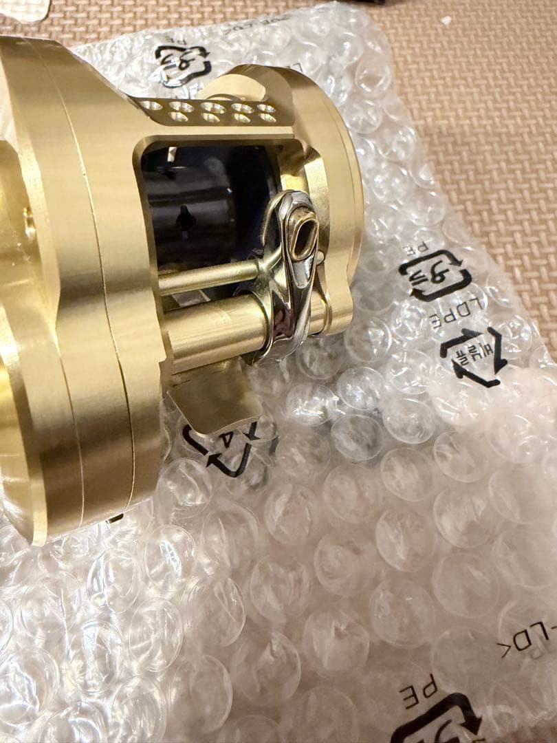 シマノ　カルカッタコンクエスト200XG