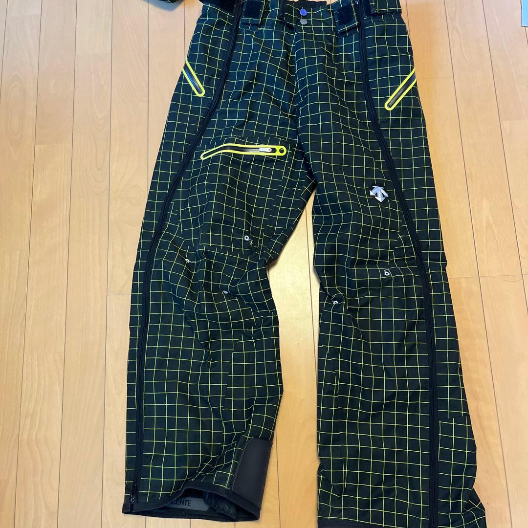 DESCENTE スキーウェア チェック柄 イエロー/ブラック