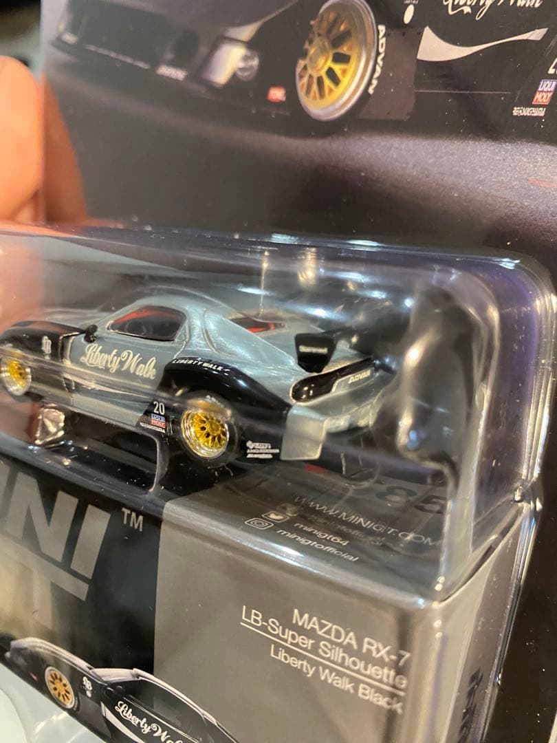 MINI GT MAZDA RX-7 LB Silhouette チェイス