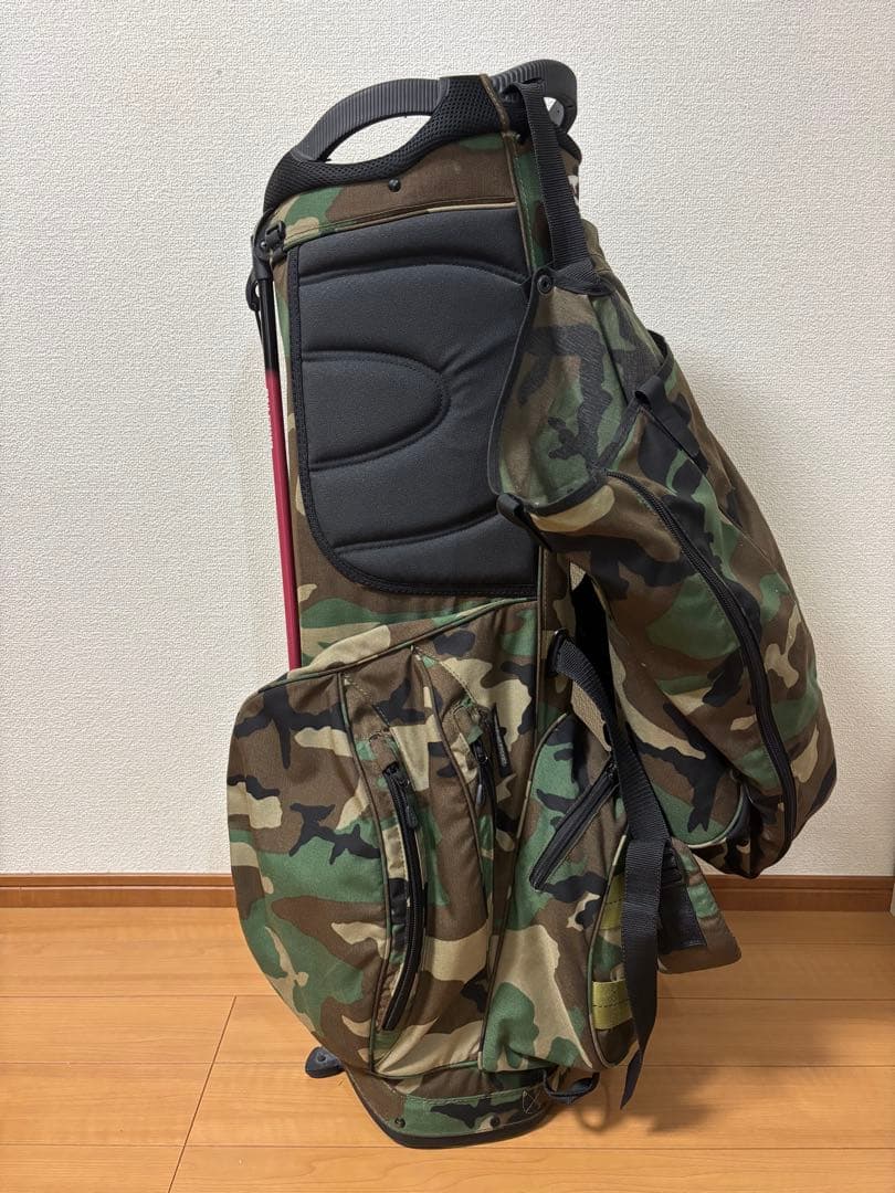 BRIEFING×BEAMSGOLF×SUNMOUNTAINコラボキャディバッグ