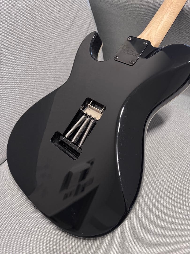 Crews Maniac Sound /Aristoteles V2エレキギター