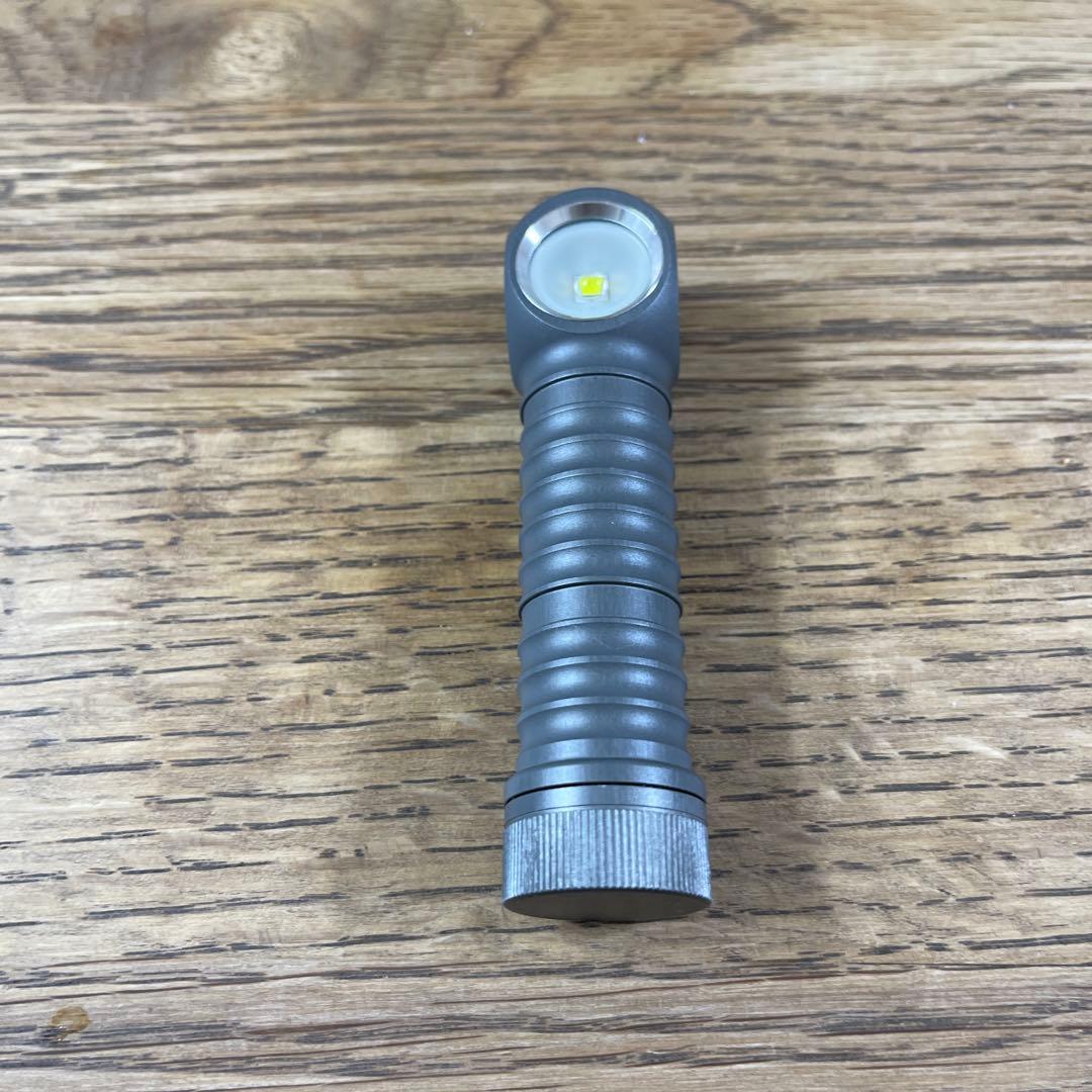 ZebraLight クールホワイト