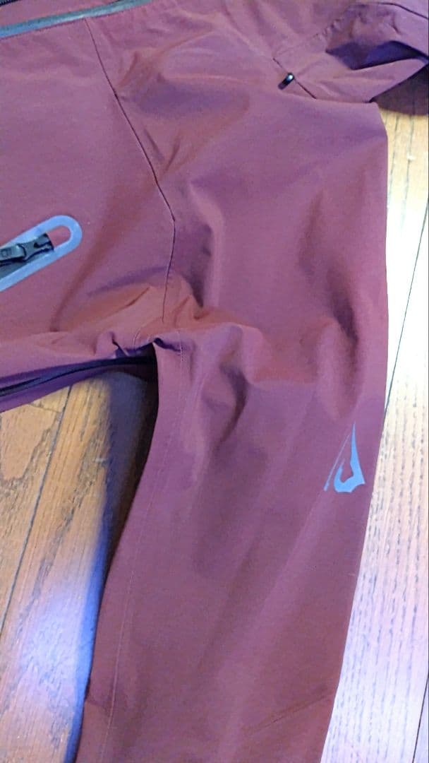 極美品ID one2026モデルジャケットスキースノーボード男女サイズM