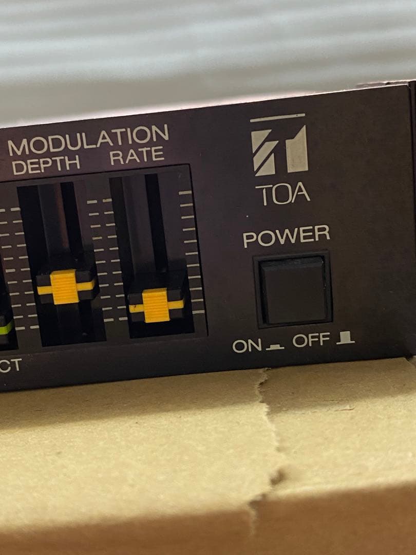 オーディオ　DE-1000 TOA デジタルエフェクタ　2台