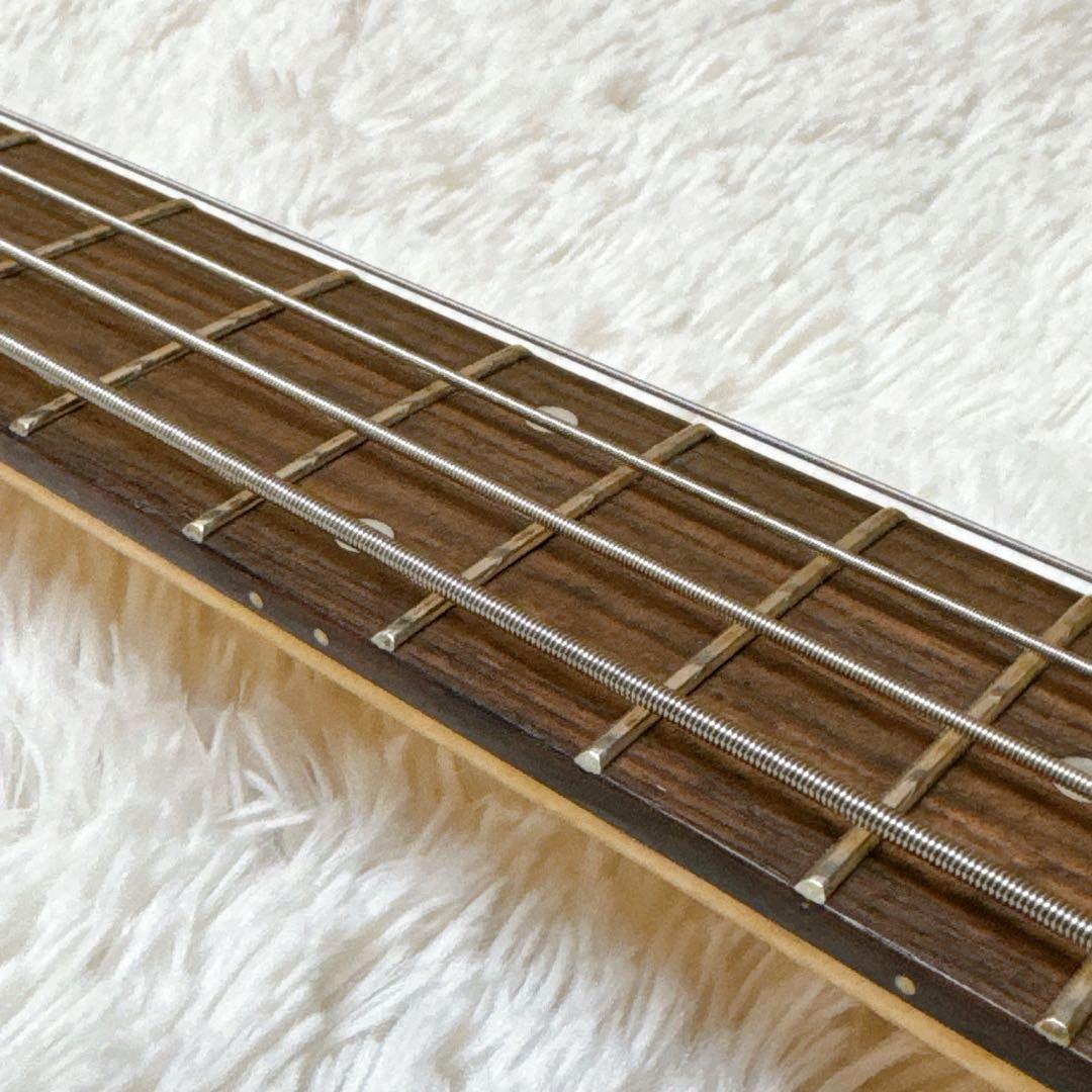 B.C.Rich モッキンバードベース LA California U.S.A