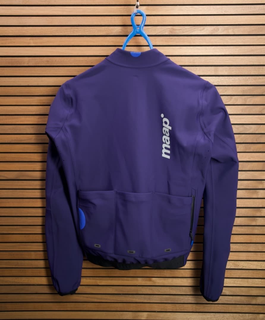  Men‘s Training Winter Jacket サイズ S