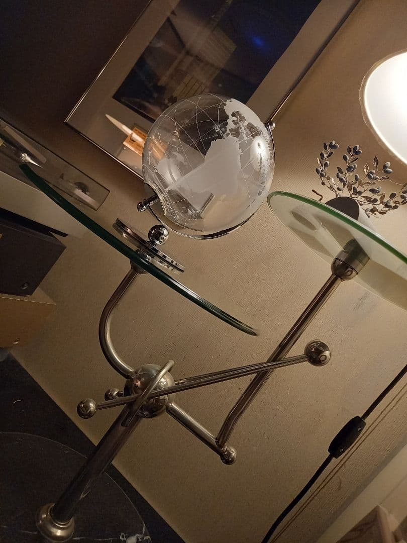 スペースエイジ　キネティック　スプートニク　クリスタル　メタルアート　グローブ