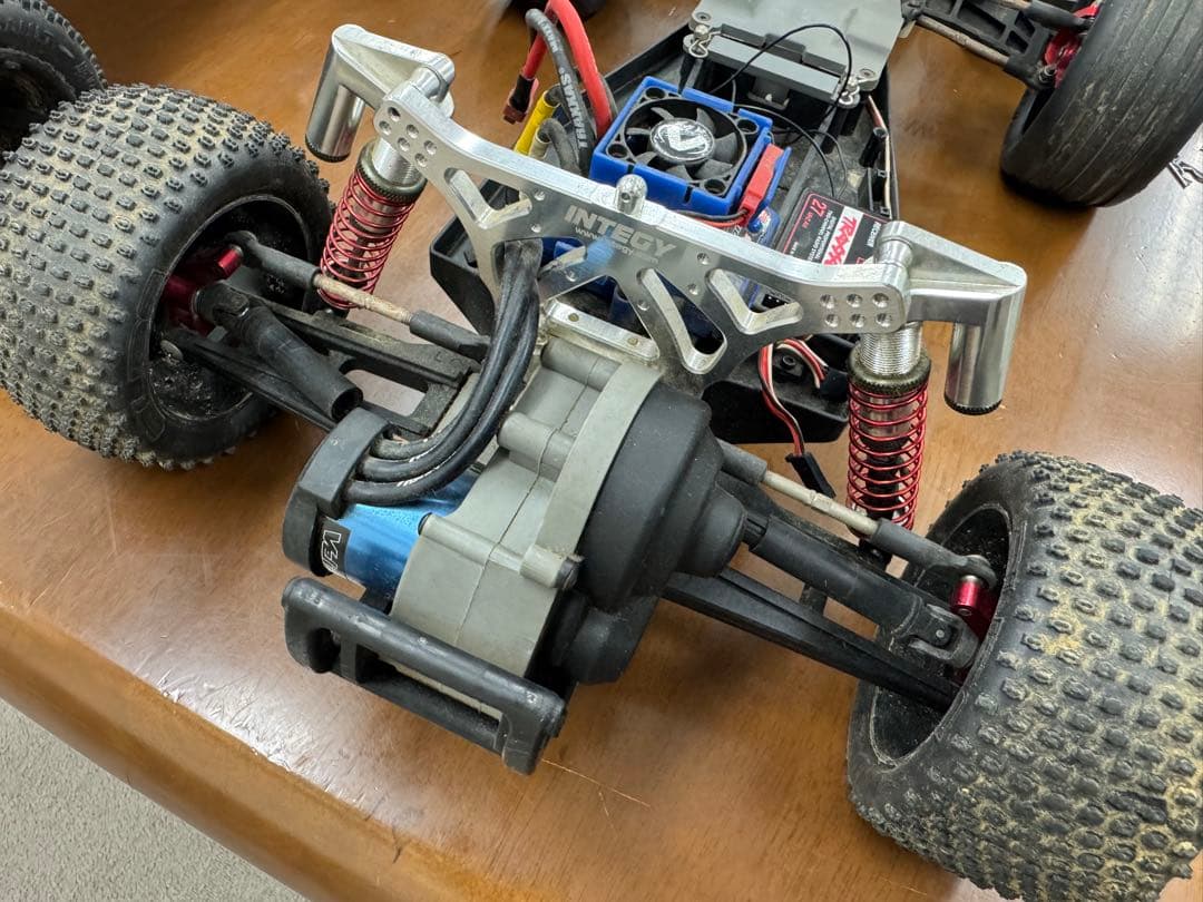 traxxasトラクサスRUSTLERvxlブラシレス2台パーツ多数アルミパーツ