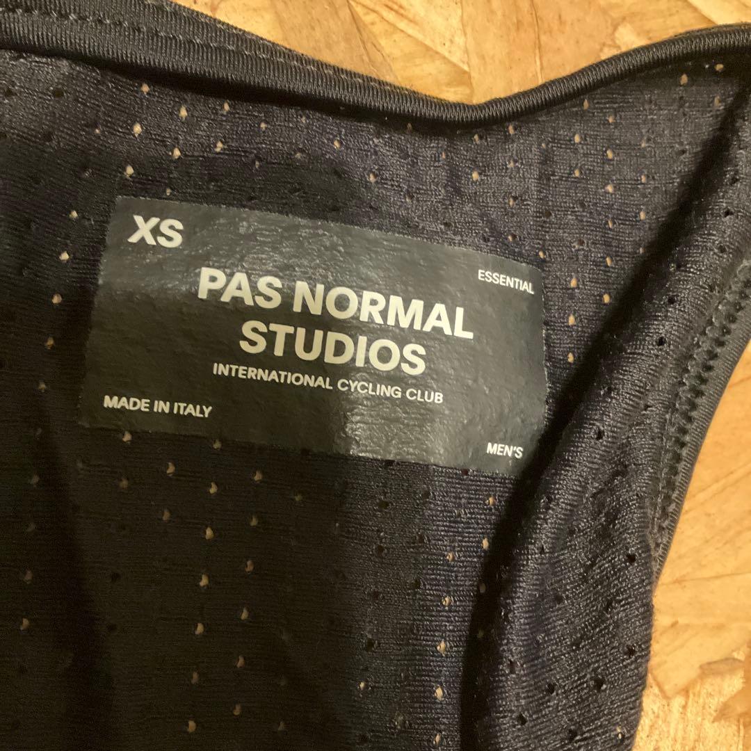 パスノーマルスタジオ Essential ビブニッカー オリーブ XS 裏起毛