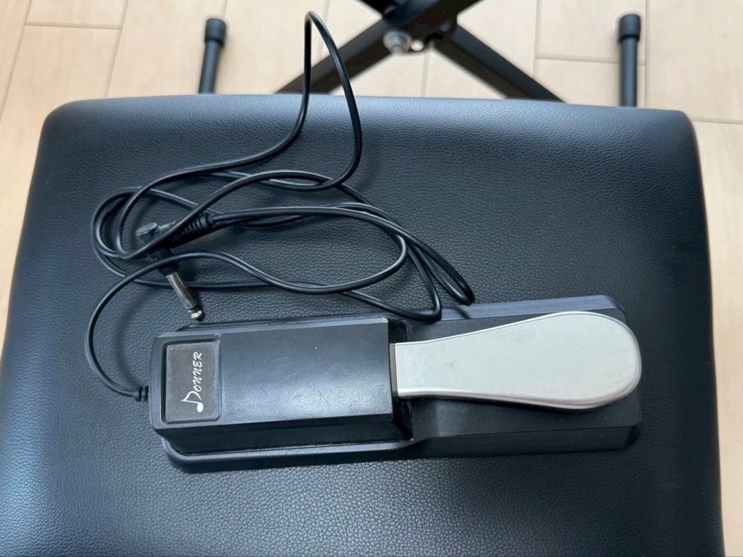 Donner 電子ピアノ 88鍵盤｜スタンド・椅子・ペダル付き｜動作良好 美品