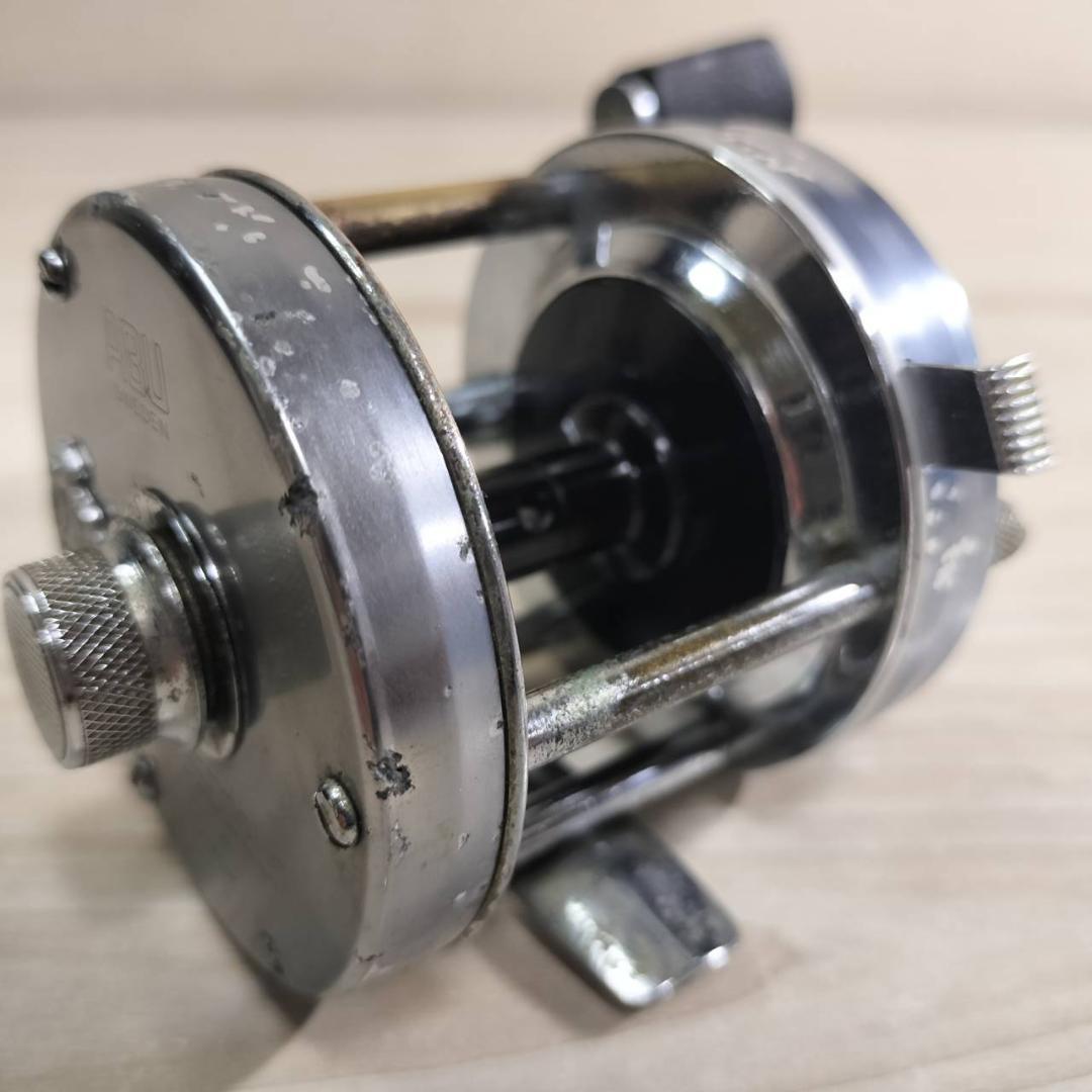 ☆ABU GARCIA アブ アンバサダー 5500C　ビンテージリール　灰