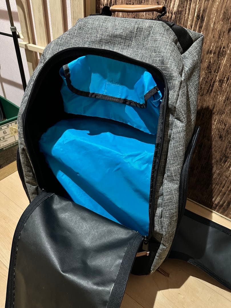 eb’s CONTAINER WHEEL & TOTE BAG