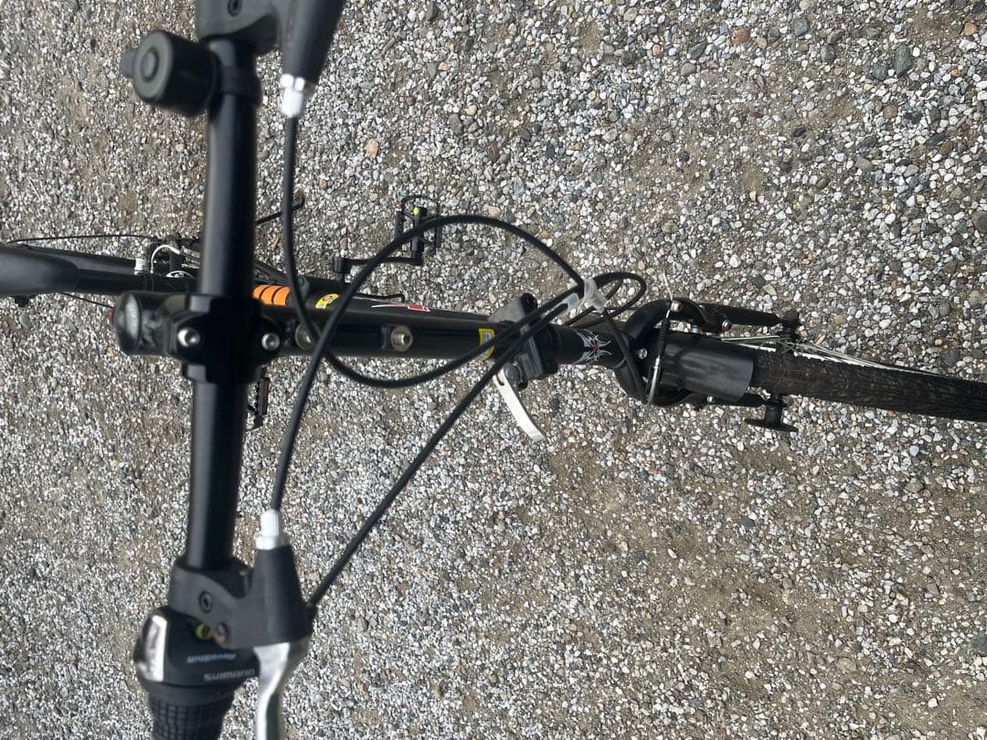 折りたたみ自転車 ブラック フロントサスペンション付き　直接引き取り