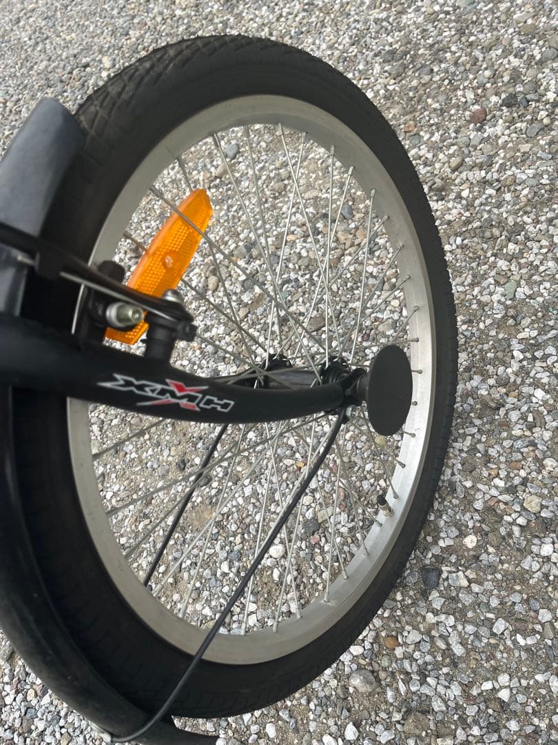 折りたたみ自転車 ブラック フロントサスペンション付き　直接引き取り