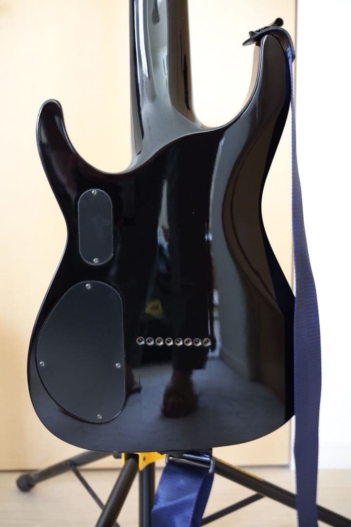 LTD SC-608B 8弦ギター