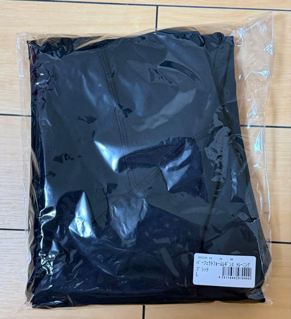 Rintosull トップス、レギンス 、靴下2足の４点セット