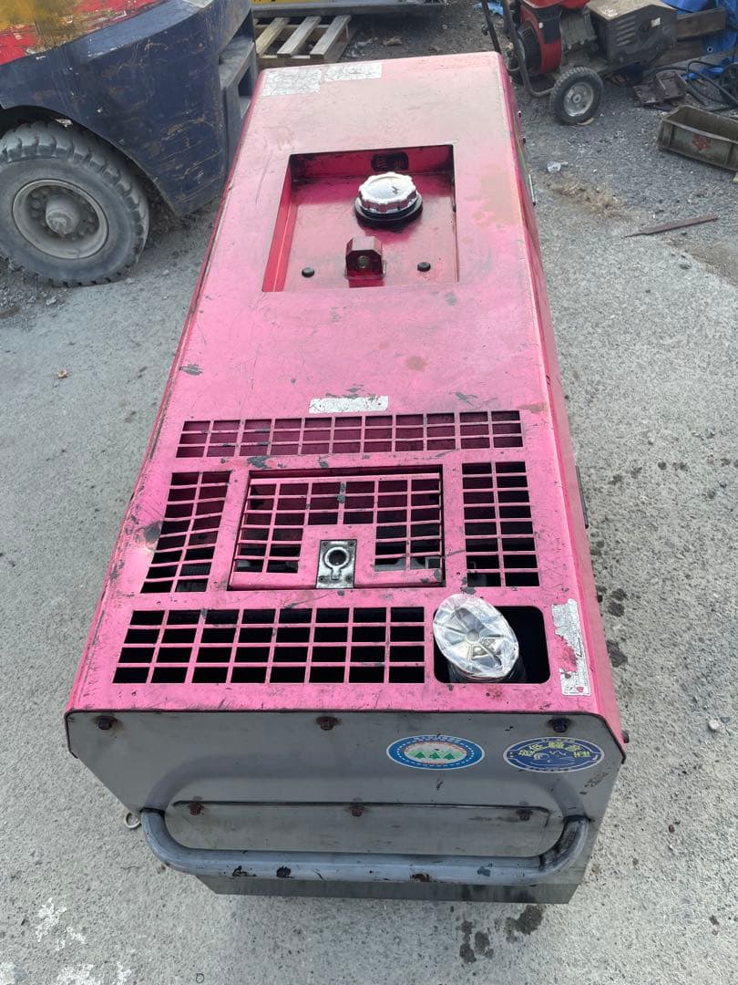 新ダイワ製 スーパーディーゼル溶接発電機 DGW310DMC