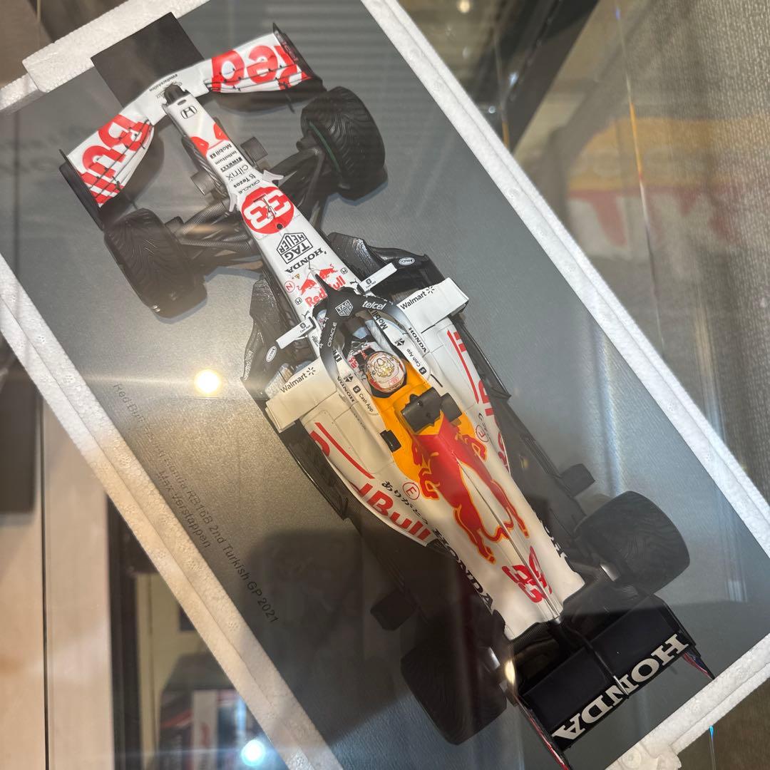 Red Bull Racing Honda RB16 1/18 ミニカー