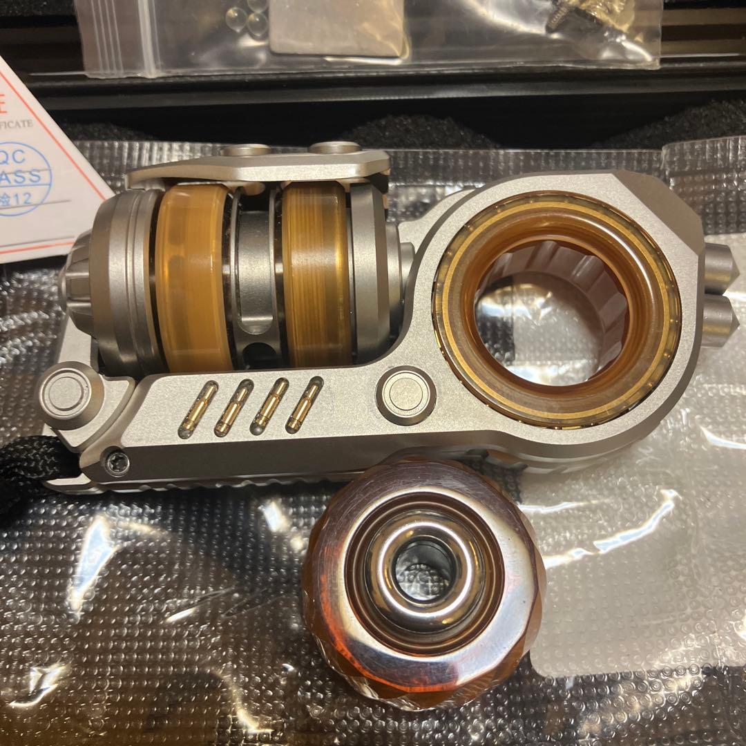 震旦Sinianフィジェットトイ グレネード型EDCスライダーガン 音叉