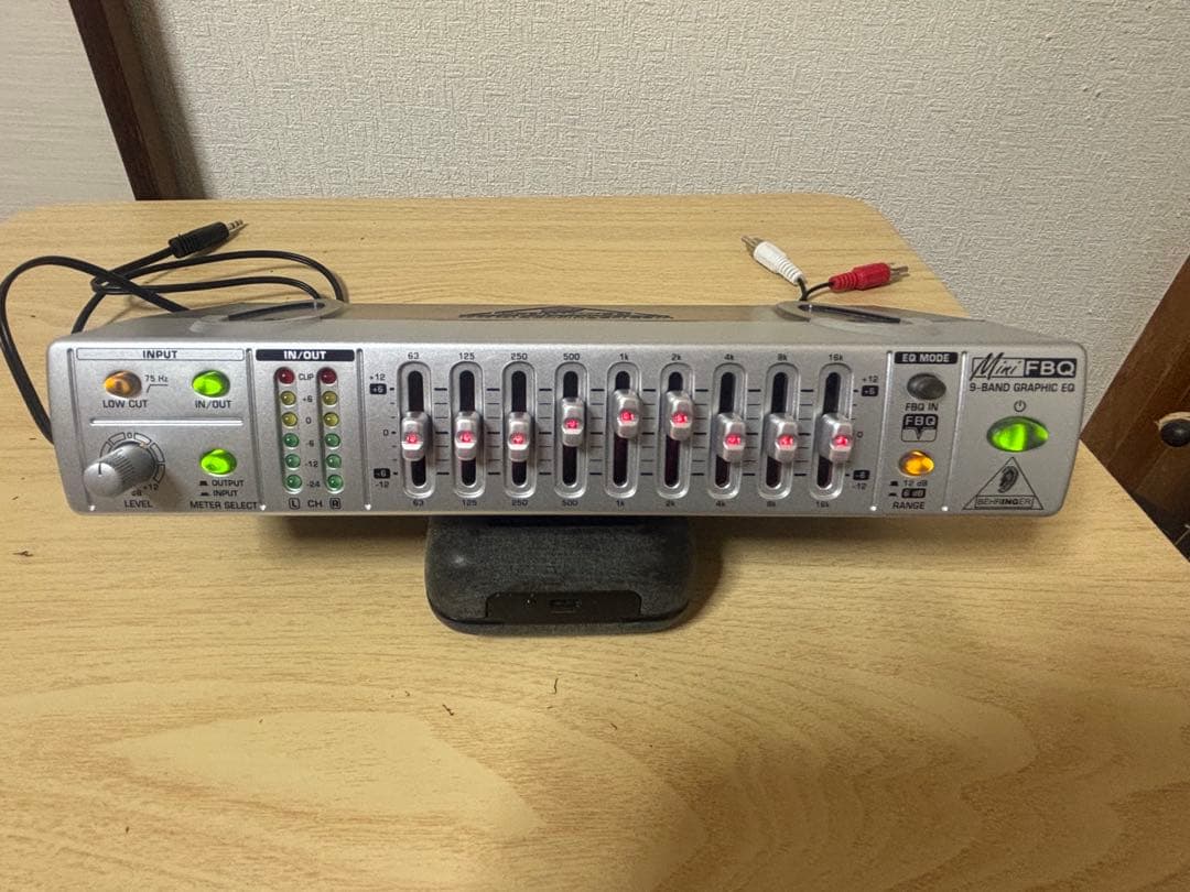 Behringer FBQ800 超コンパクト 9バンドグラフィックイコライザー