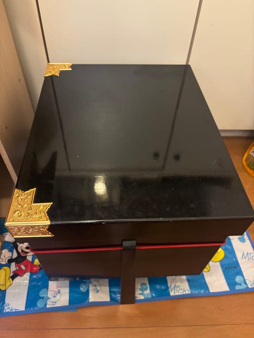 武士の鎧 伝統的な日本のモデル