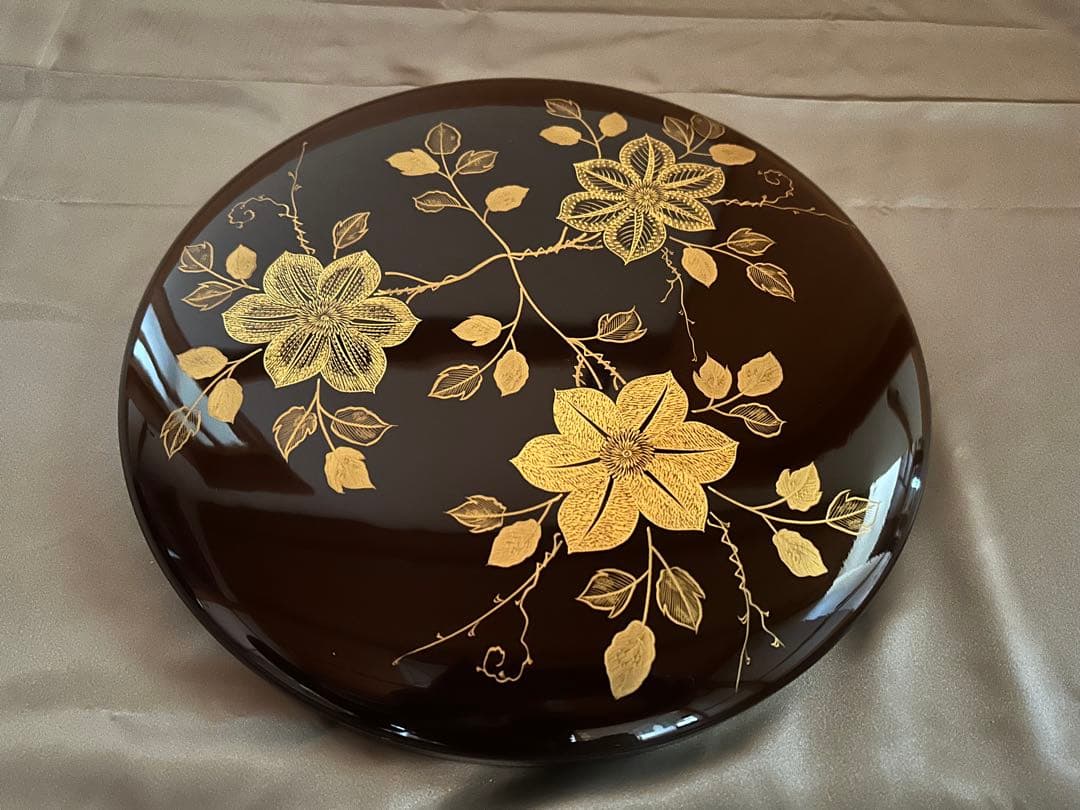 川連漆器茶びつ