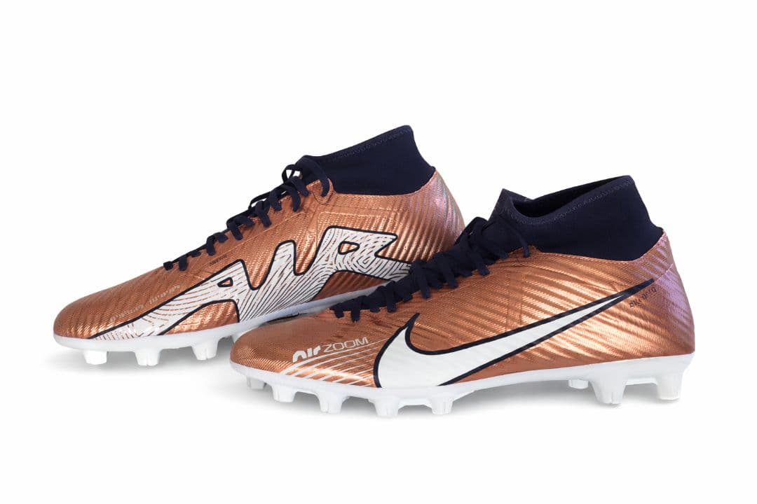 【新品・タグ付き】NIKE ズーム スーパーフライ 9 アカデミー