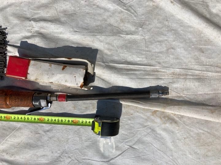 エアータガネ機　替え刃付き　エアーニードル