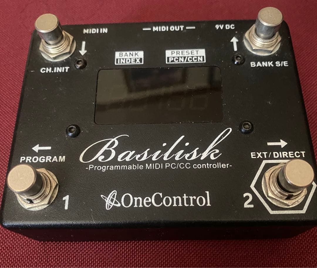One Control Basilisk MIDIコントローラー