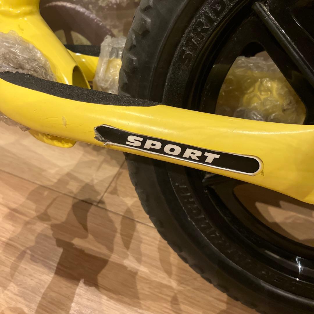 STRIDER ストライダー　バランスバイク イエロー 12インチ