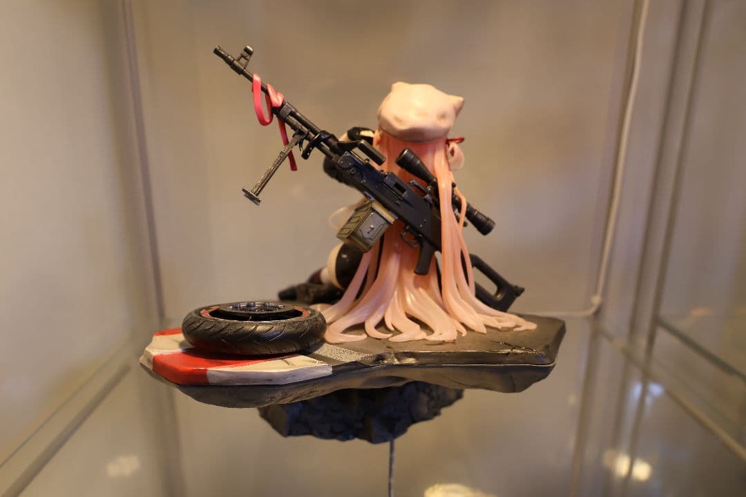 ドルフロ UKM-2000 疾風迅雷 重傷 Ver 渋谷スクランブル フィギュア