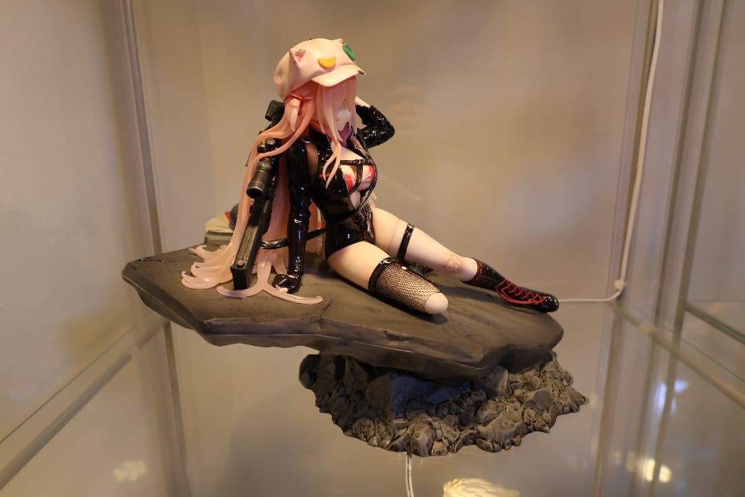 ドルフロ UKM-2000 疾風迅雷 重傷 Ver 渋谷スクランブル フィギュア