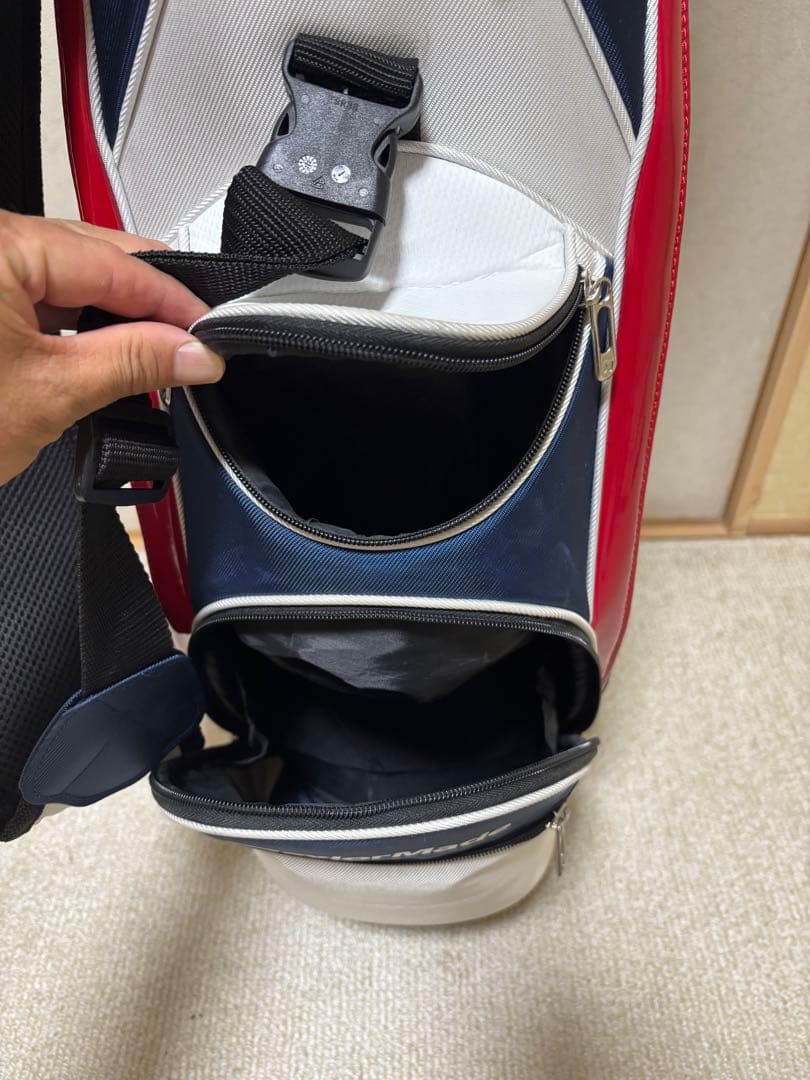 TaylorMade ゴルフ　キャディバッグ ホワイト/レッド