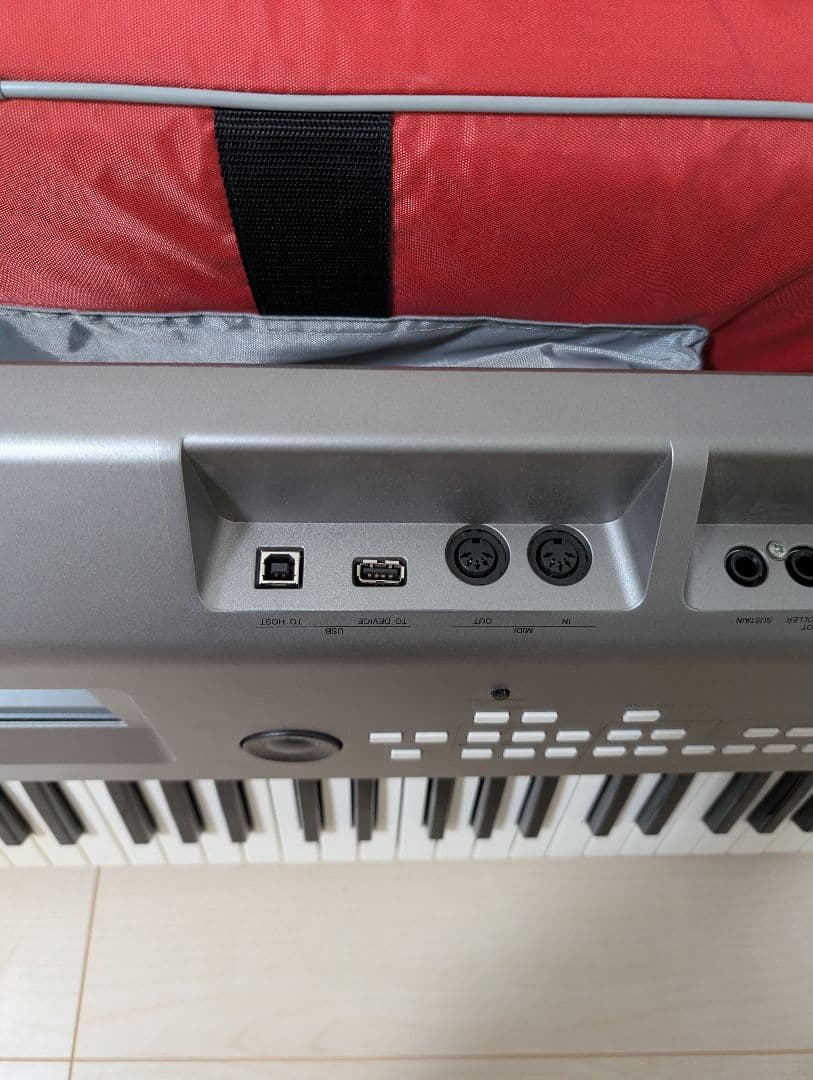 YAMAHA MM6 シンセサイザー 61鍵盤 中古　ソフトケース