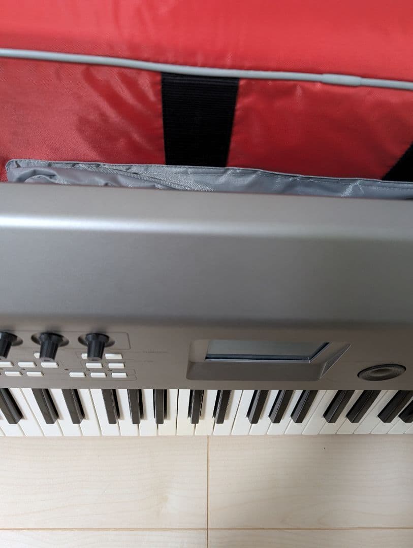 YAMAHA MM6 シンセサイザー 61鍵盤 中古　ソフトケース