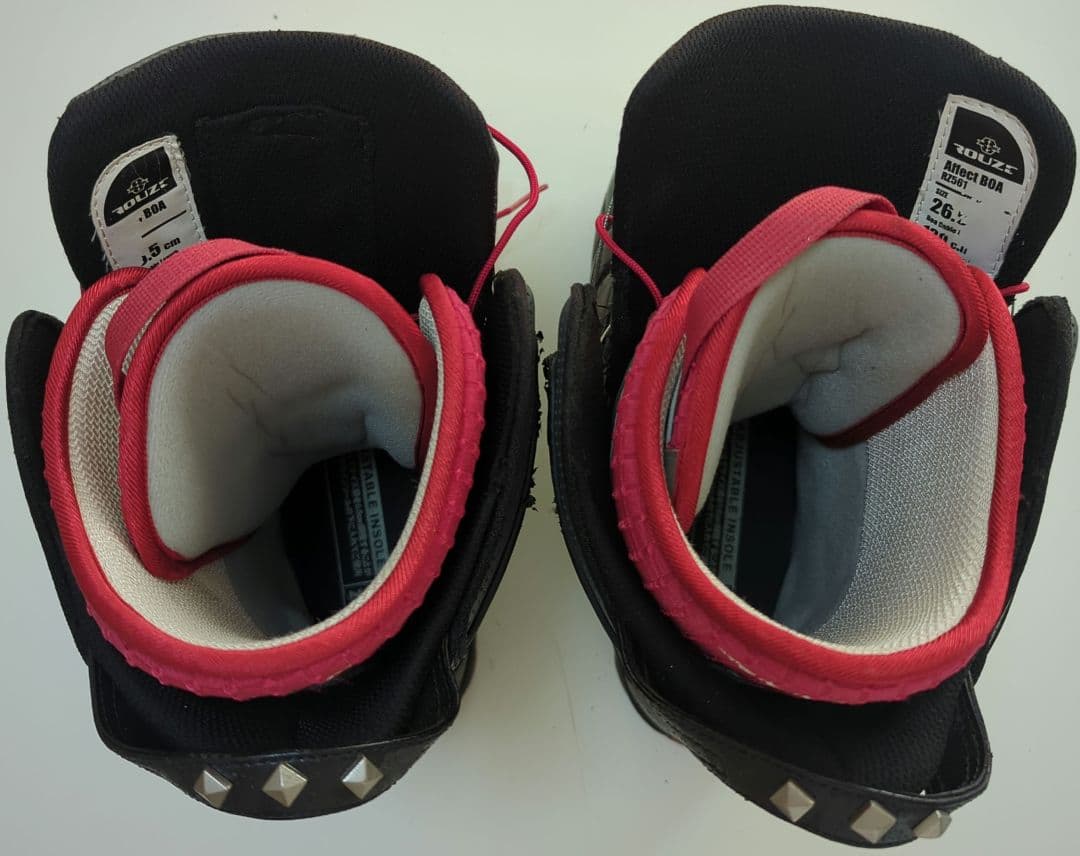 BOAシステム スノーボードブーツ ブラック/レッド