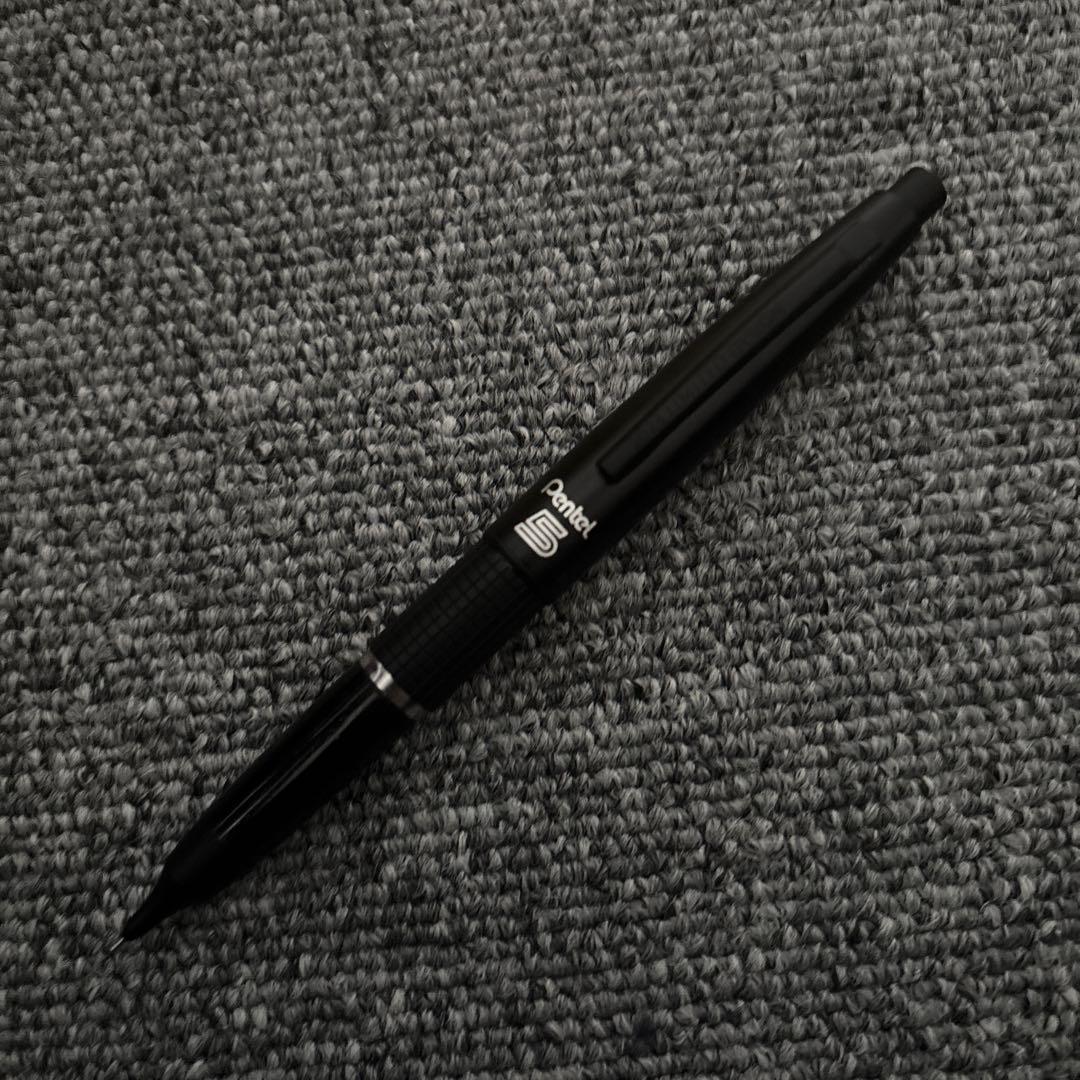 ゴールドケリーと韓国限定日本未発売オールブラック箱付き旧ロゴ限定色