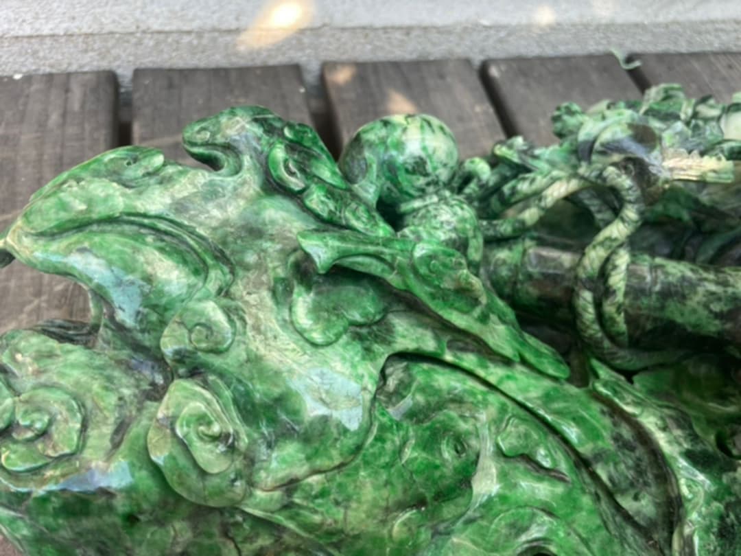 博物館展示品！レア☆最高級☆大型翡翠彫刻4.1kg