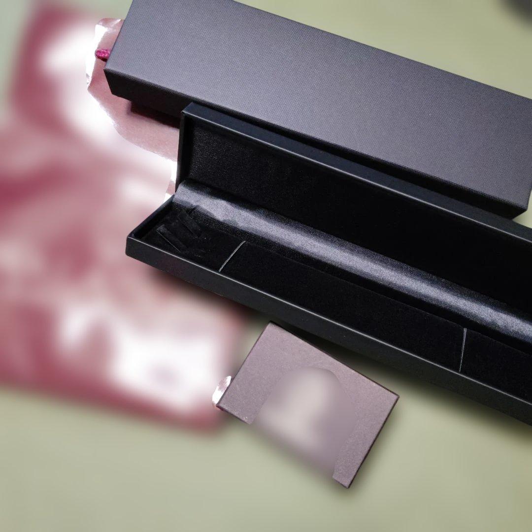 紙袋　ショッパー　ギフト　箱　プレゼント　アヴァランチ　アクセサリー　ネックレス