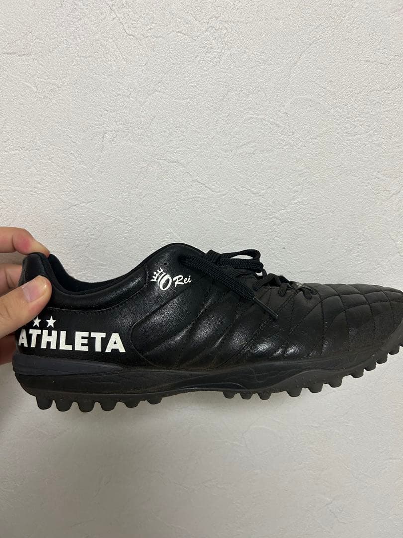 ATHLETA トレーニングシューズ ブラック