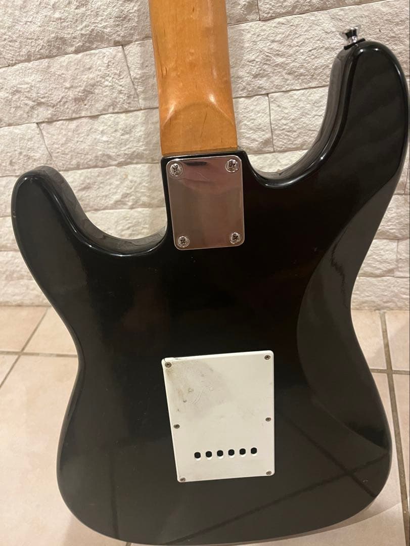 Photogenic ブラックエレキギター　ストラトキャスター　ケース付きです