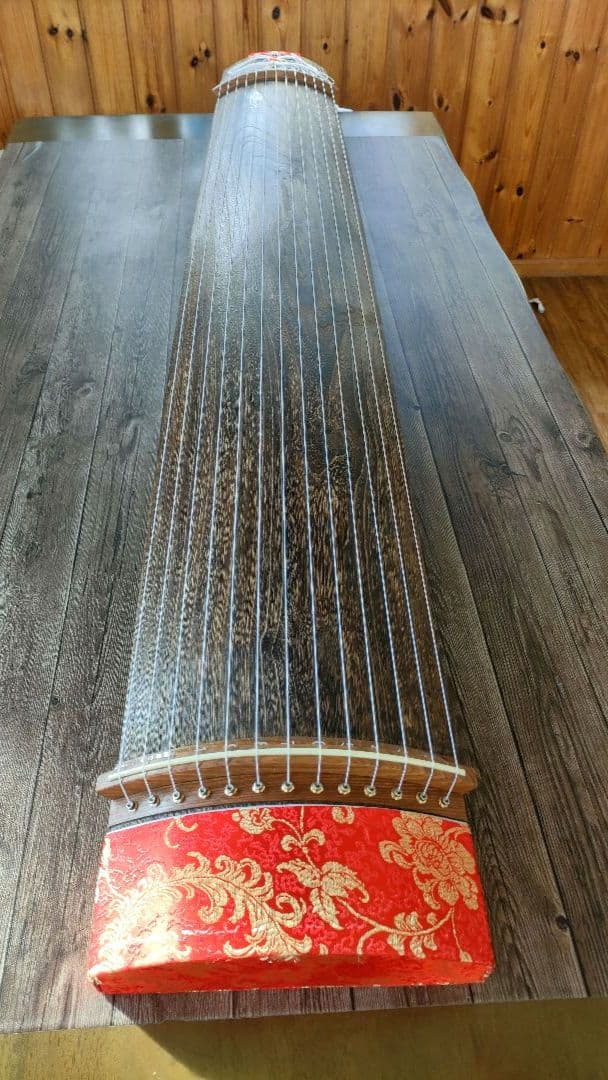 美品　琴　和楽器　弦楽器 13弦　すだれ彫り　付属品