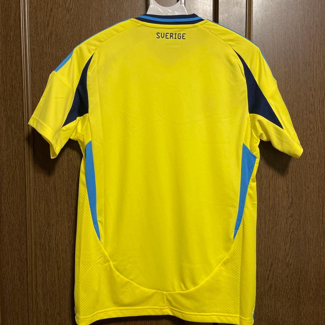 スウェーデン　サッカーユニフォーム　adidas Mサイズ
