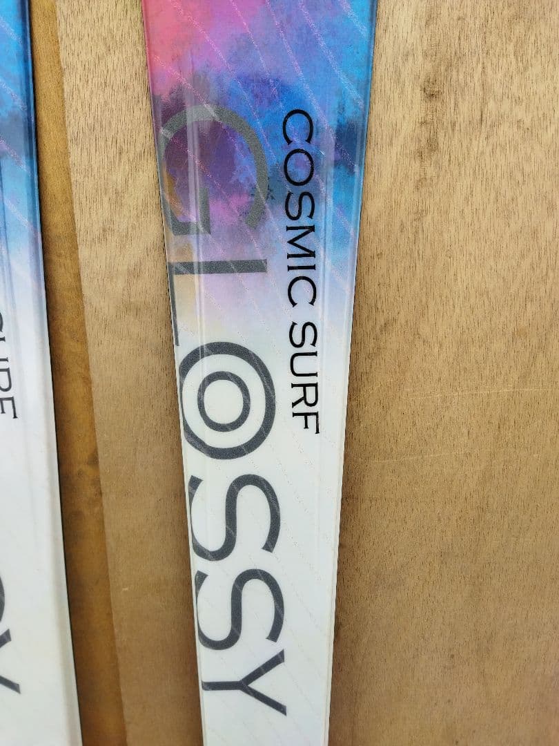 GLOSSY COSMIC SURF スキー板　156 バインディング付き