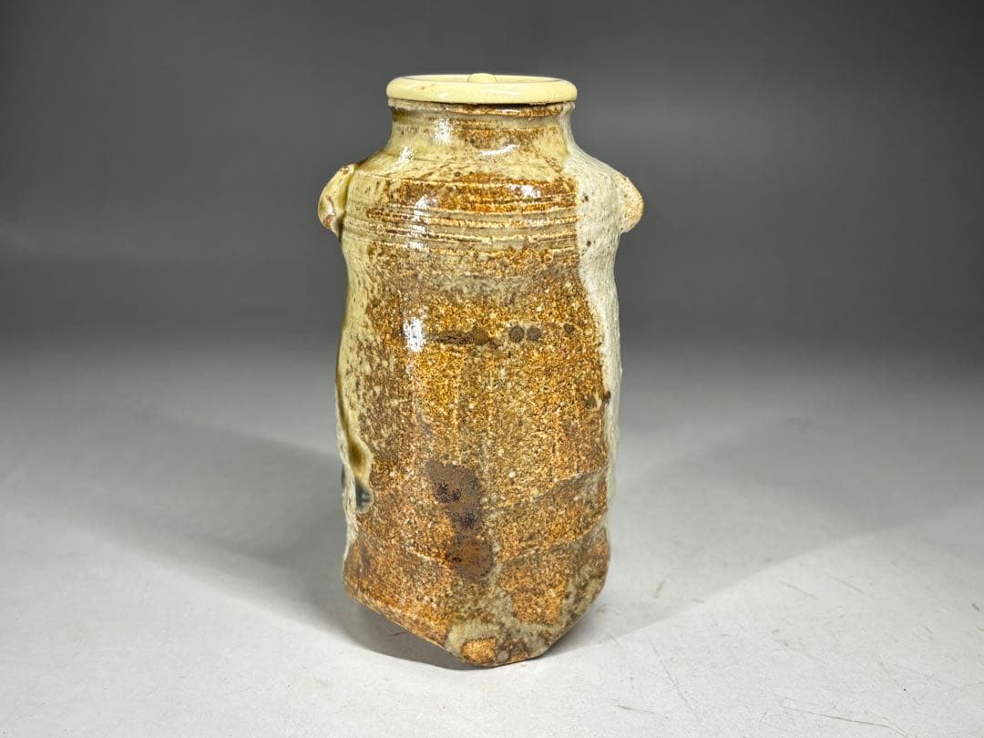 『加藤光右衛門』造 美濃伊賀茶入 山十窯 共箱 仕覆 茶道具