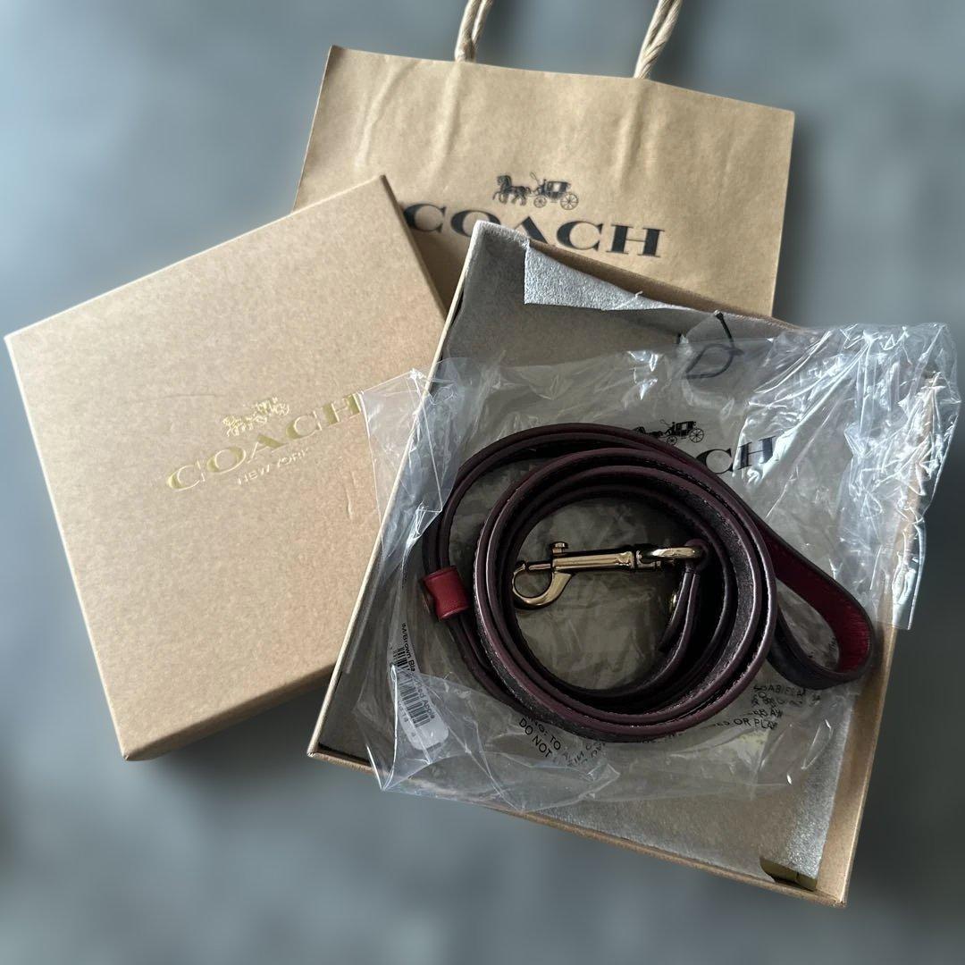 コーチ　Coach 犬用リード 赤