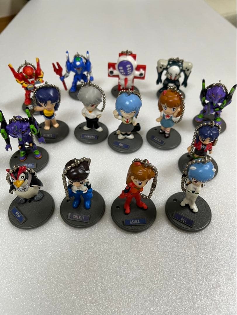 新世紀エヴァンゲリオン　キーチェーンフィギュア　15種