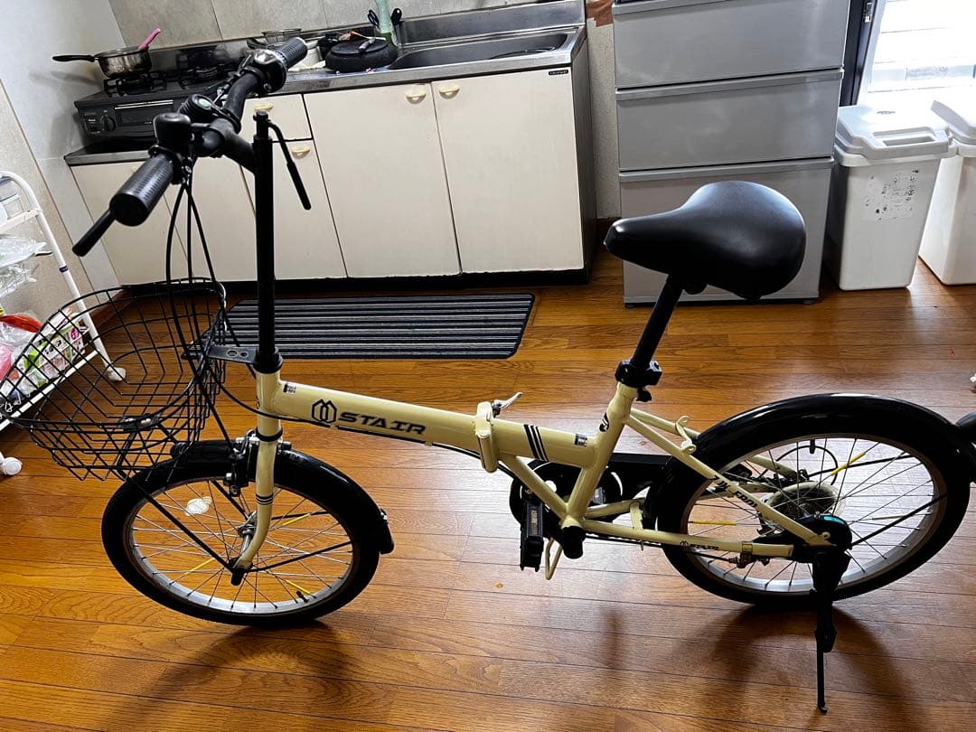STAIR 折りたたみ自転車 クリーム色 前カゴ付き