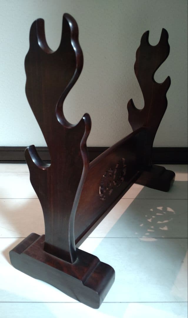 刀掛け 三本掛け 透かし彫り 武具 骨董品